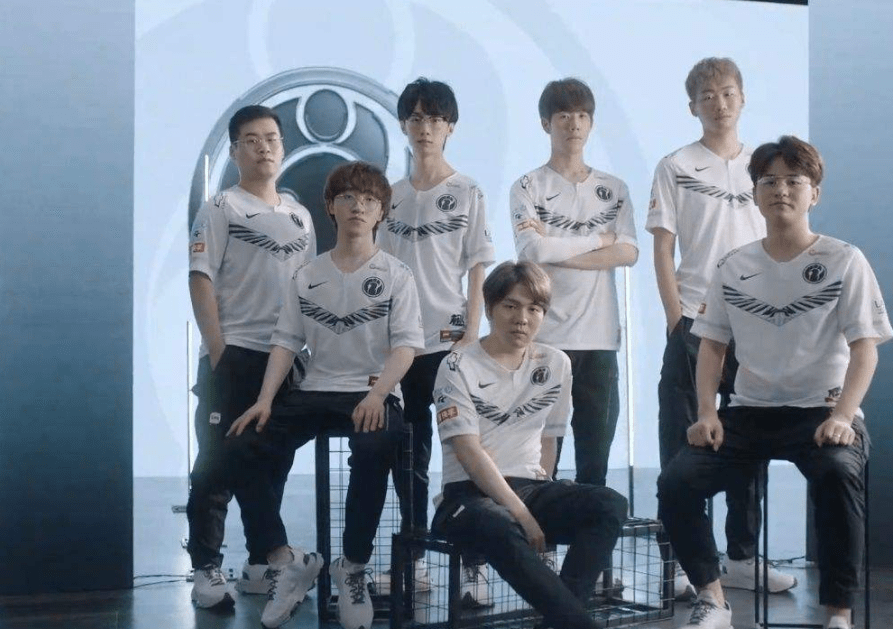 立紧密联系 立紧密联系