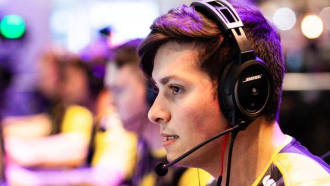 与何冰娇的 与何冰娇的